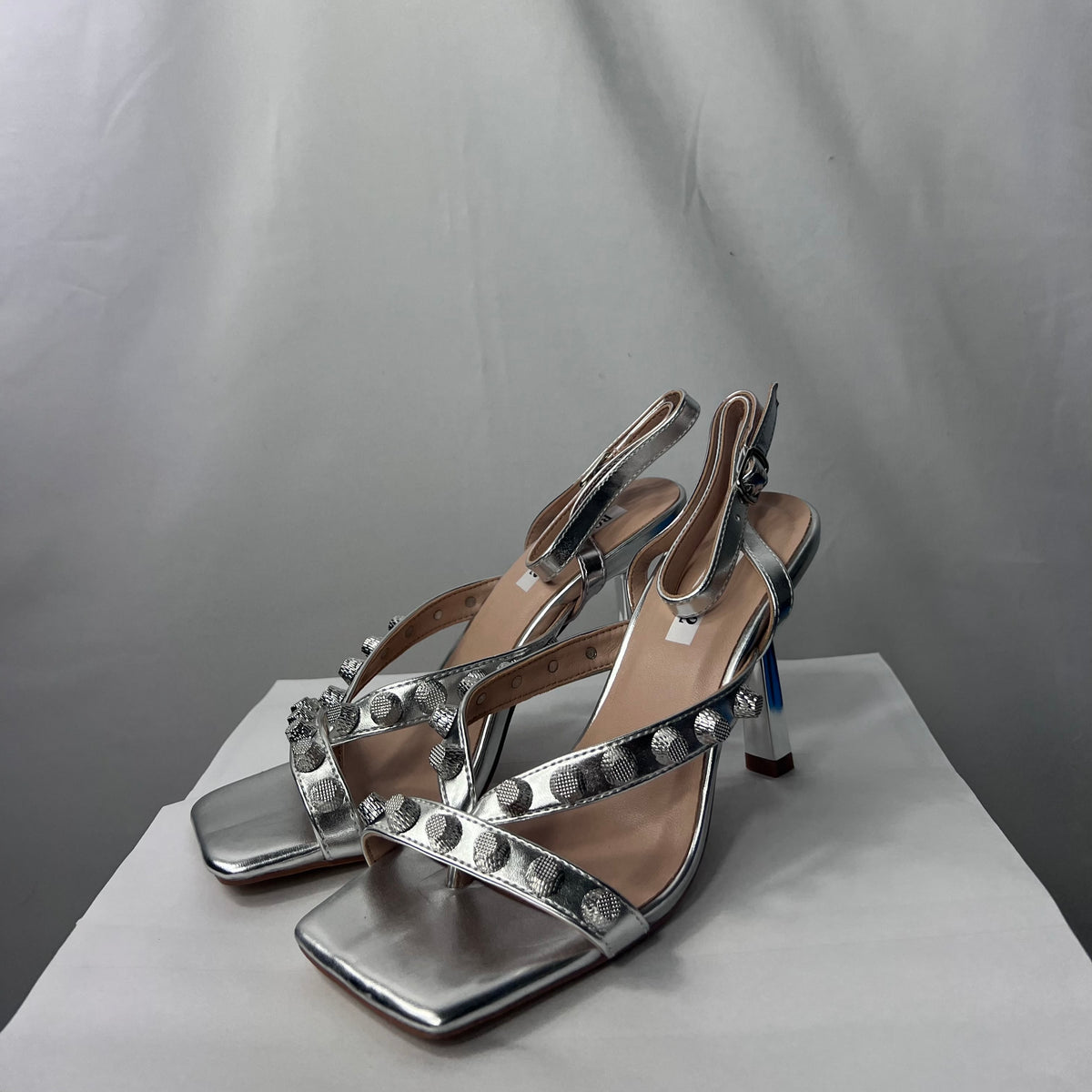 Sandalo infradito con tacco silver