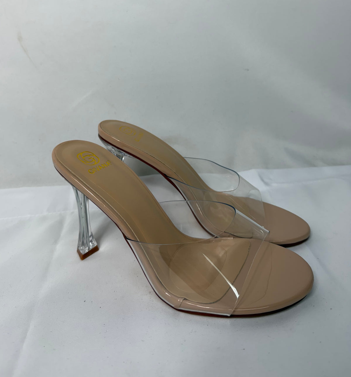 Tacco trasparente nude