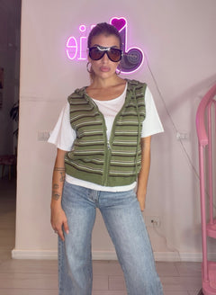 Gilet in maglia con t-shirt