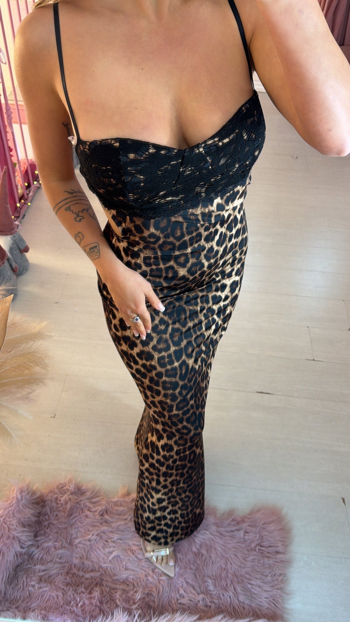 Abito lungo con top in pizzo