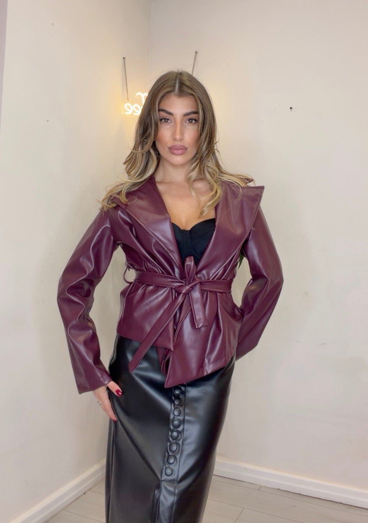 Mini trench