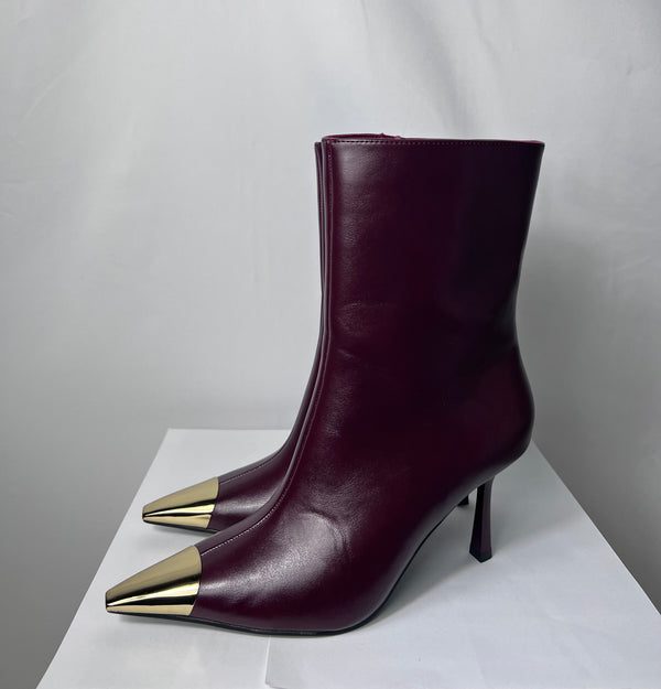Stivaletto bordeaux punta oro